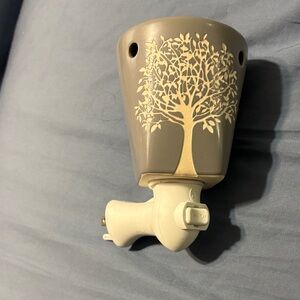 Source Unknown Gray and Cream Tree Wall Decor